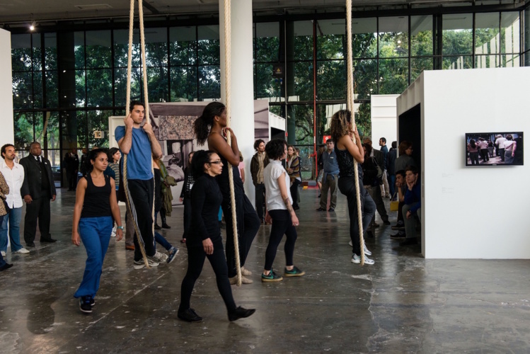 Simone Forti Dance Constructions (1960) performed at 30a Bienal de São Paulo 2012