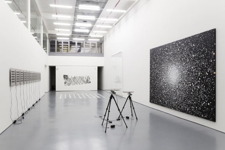 NearFields, 2017 (vista da exposição) © Fundação Leal Rios . Fotografia: João Biscainho.