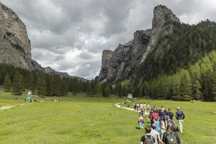 Opening Biennale Gherdëina ∞, 2022. View of Vallunga, Selva Gardena. Ph. Tiberio Sorvillo