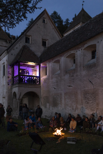 Memory Garden Ritual, performance by Ignota. Opening of Biennale Gherdëina ∞, 21.05.2022. Ph. Tiberio Sorvillo