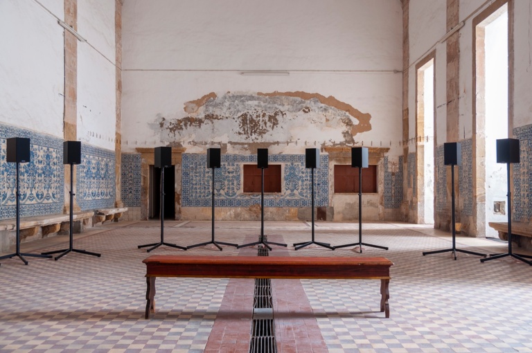 /application/files/thumbnails/medium/1517/4818/6608/The_Forty_Part_Motet_atJorge_das_Neves-7.jpg